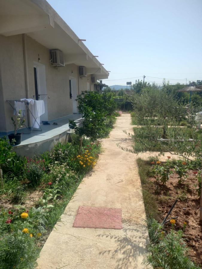 Rey Garden 2 Hotel Vlore Bagian luar foto